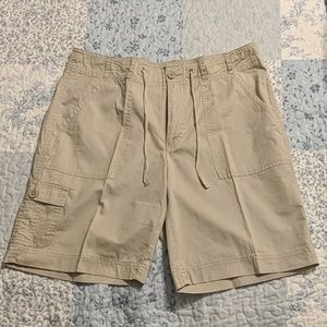 Men's khaki shorts